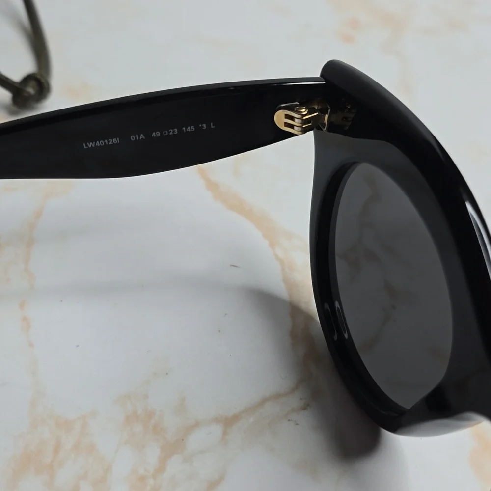 Loewe Curvy Oversized Black Sunglasses New With Case And Cloth